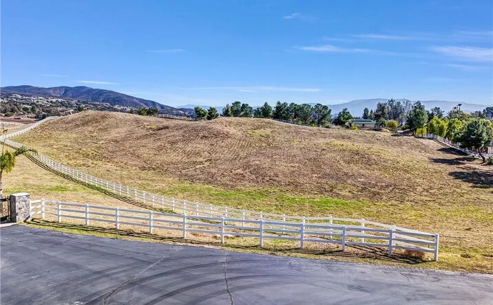 Pictures of Land property located at 36335 Via Burgandy, Temecula, CA 92592 for sales - image #1