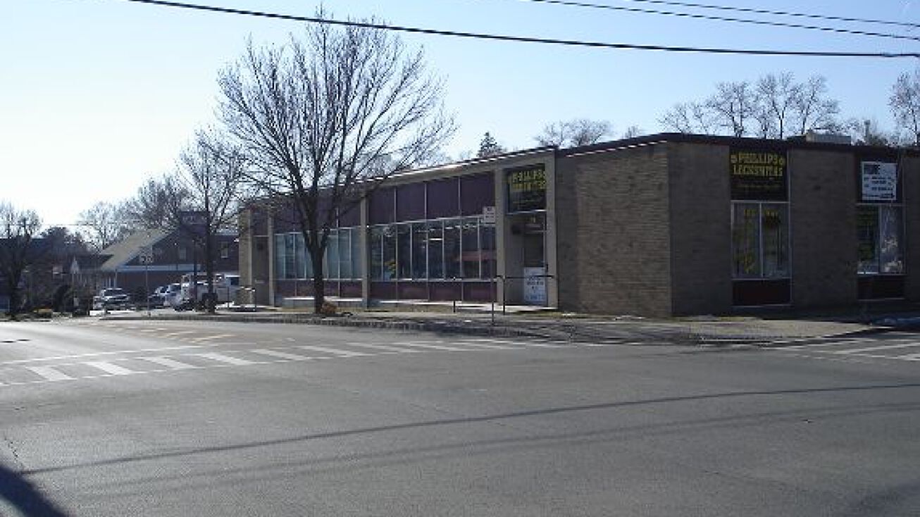 24 Colvin Ave, Albany, NY 12206