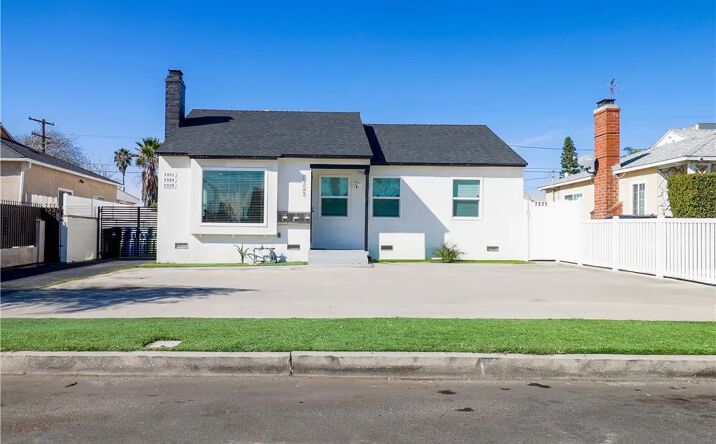 Pictures of Multifamily property located at 7323 Camellia Avenue, North Hollywood, CA 91605 for sales - image #1