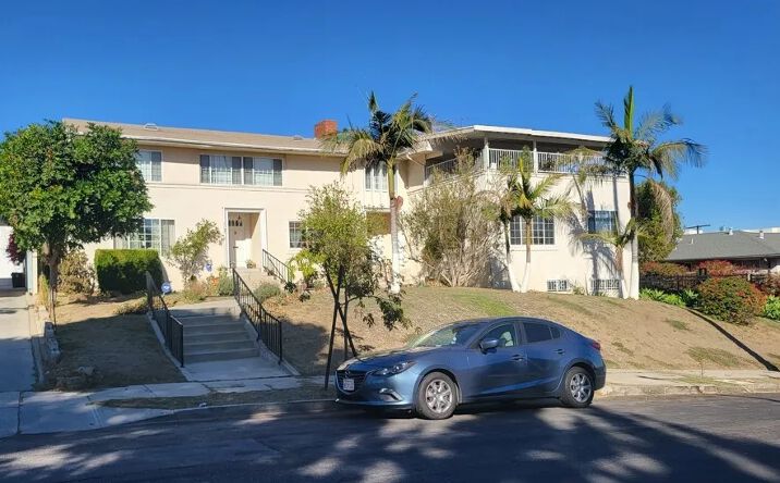 Pictures of Multifamily property located at 1121 5th Avenue, Los Angeles, CA 90019 for sales - image #1