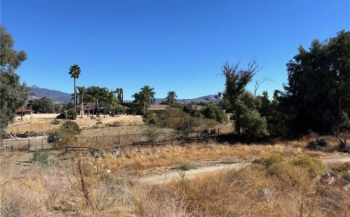 Pictures of Land property located at 26185 Pleasant, Hemet, CA 92544 for sales - image #1
