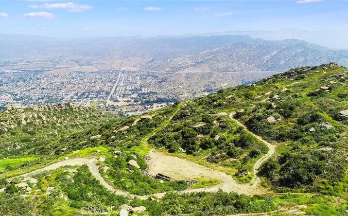 Pictures of Land property located at American Cut Off (apn 649-0-020-010), Simi Valley, CA 93063 for sales - image #1