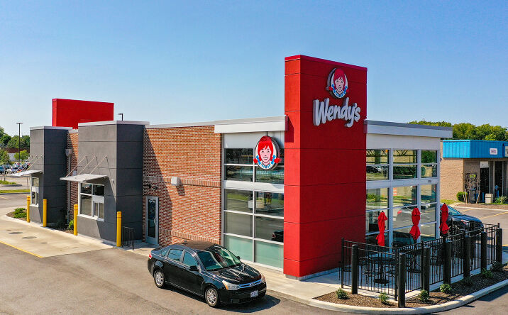 Pictures of Retail property located at 6866 Center Street, Mentor, OH 44060 for comps - image #1