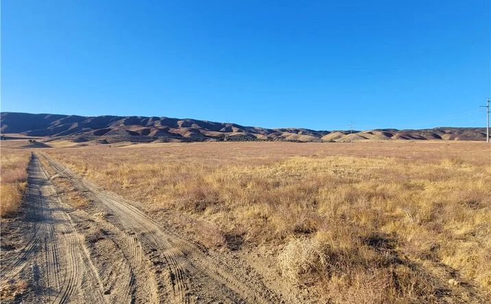 Pictures of Land property located at 105 W Avenue K, Lancaster, CA 93536 for sales - image #1