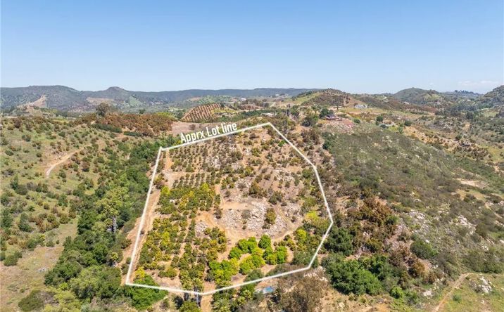 Pictures of Land property located at Las Palmeras Drive, Temecula, CA 92590 for sales - image #1