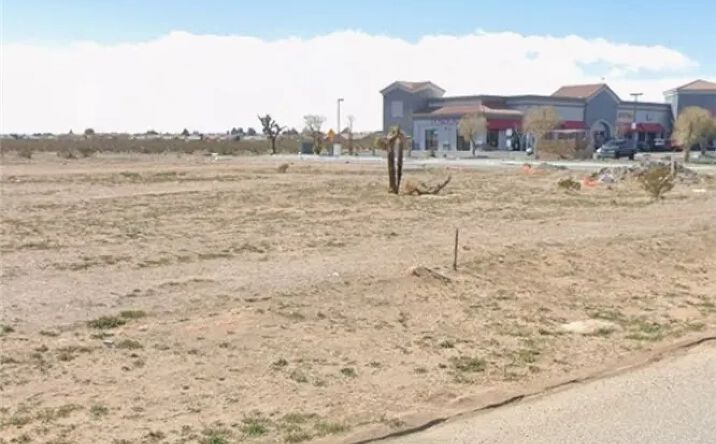 Pictures of Land property located at 12063 Cactus, Adelanto, CA 92301 for sales - image #1