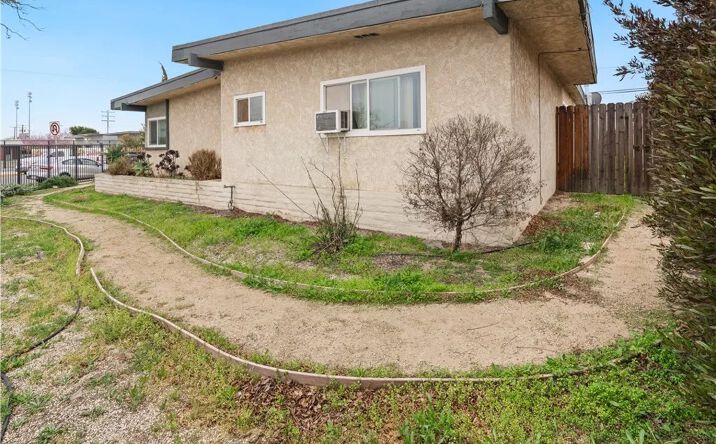 Pictures of Multifamily property located at 3402 W Danbrook Avenue, Anaheim, CA 92804 for sales - image #1