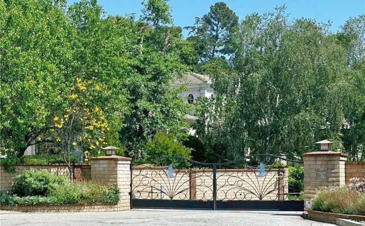 Pictures of Land property located at 1826 Bluebird, Glendora, CA 91741 for sales - image #1