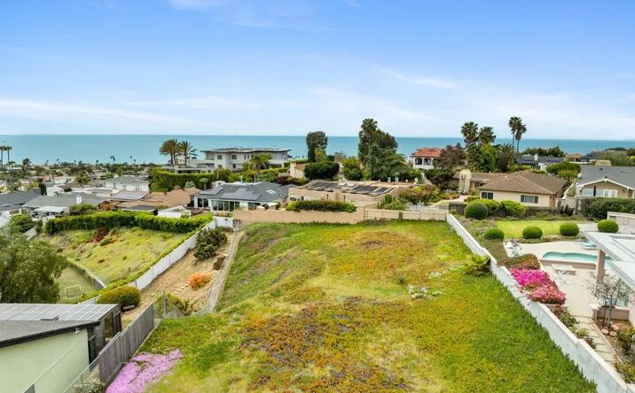 Pictures of Land property located at 5452 Moonlight, La Jolla, CA 92037 for sales - image #1