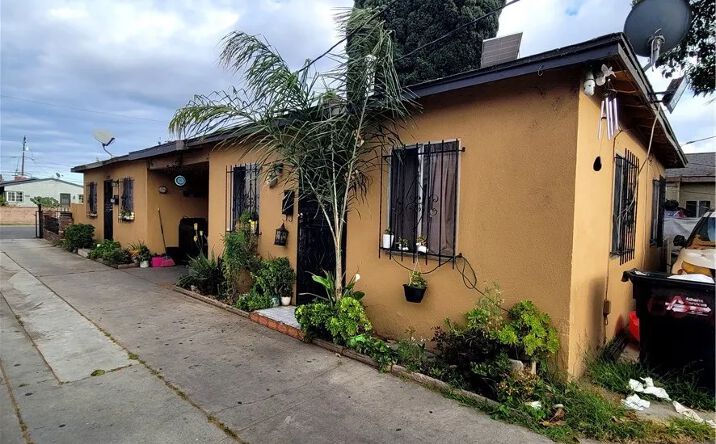 Pictures of Multifamily property located at 6527 Marlow Avenue, Bell Gardens, CA 90201 for sales - image #1