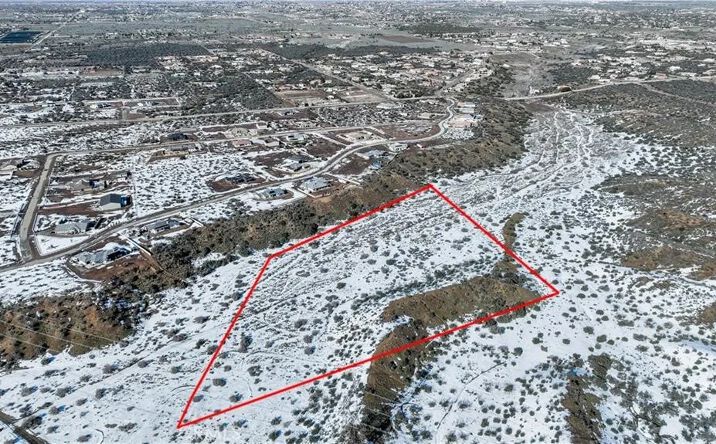 Pictures of Land property located at El Centro, Phelan, CA 92371 for sales - image #1