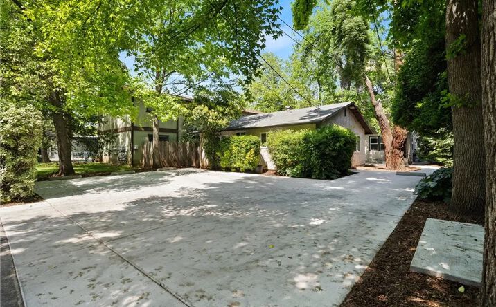 Pictures of Multifamily property located at 1001 Salem Street, Chico, CA 95928 for sales - image #1