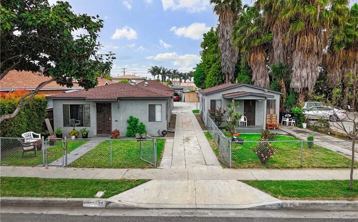 image of property at 6669 LOVELAND ST Bell Gardens CA 90201-1942
