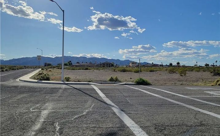 Pictures of Land property located at Bailey, Needles, CA 92363 for sales - image #1