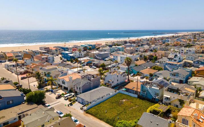 Pictures of Land property located at 145 Los Angeles, Oxnard, CA 93035 for sales - image #1