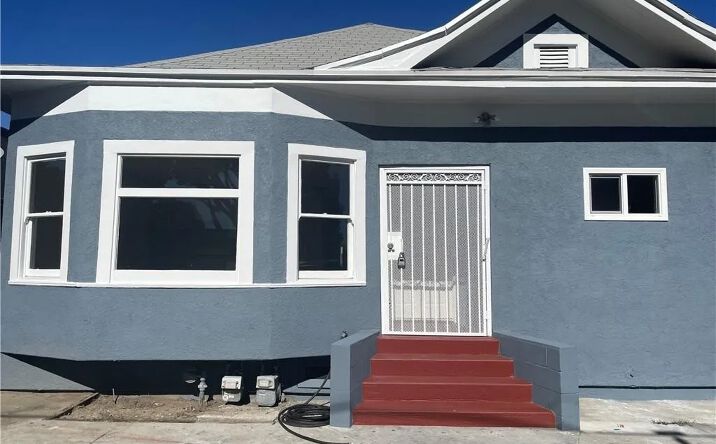 Pictures of Multifamily property located at 901 E 42nd, Los Angeles, CA 90011 for sales - image #1