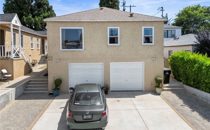 Pictures of Multifamily property located at 612 E Fairview Boulevard, Inglewood, CA 90302 for sales - image #1
