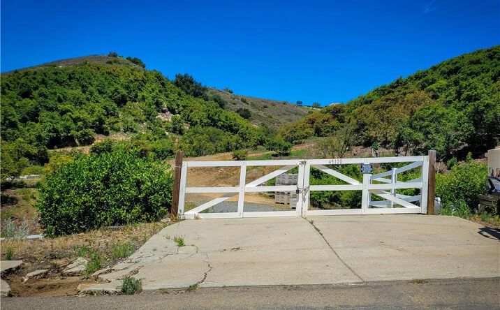 Pictures of Land property located at 45100 La Cruz, Temecula, CA 92590 for sales - image #1