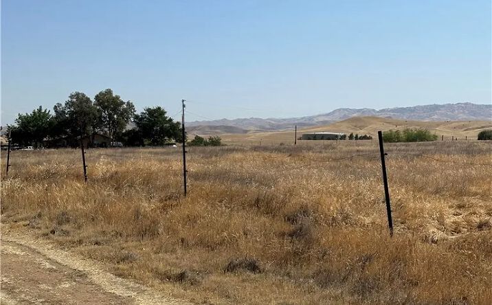Pictures of Land property located at Cosmo, Bakersfield, CA 93306 for sales - image #1