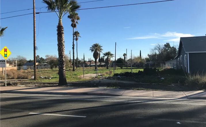Pictures of Land property located at 24233 Sunnymead, Moreno Valley, CA 92553 for sales - image #1
