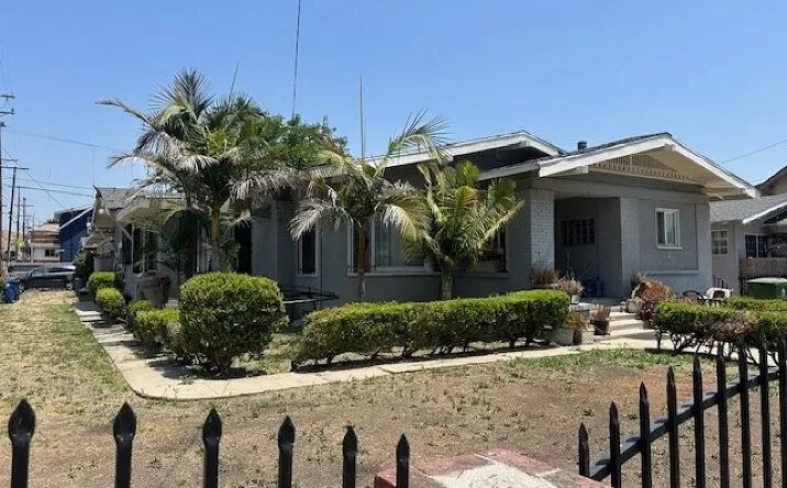 Pictures of Multifamily property located at 2132 Lincoln Park Avenue, Lincoln Heights, CA 90031 for sales - image #1