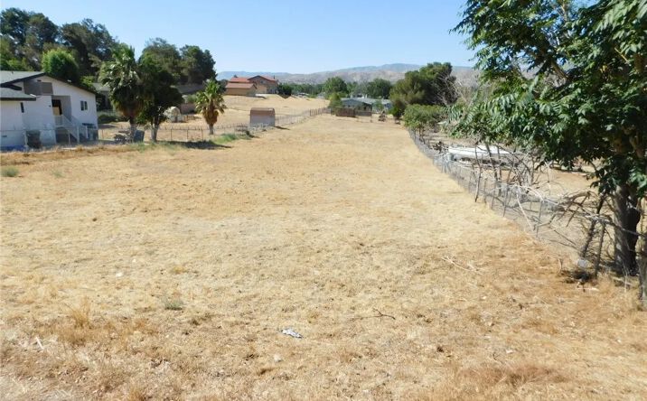 Pictures of Land property located at 4788 Columbia Way, Quartz Hill, CA 93536 for sales - image #1