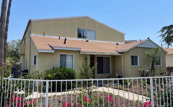 Pictures of Multifamily property located at 6512 Balboa Boulevard, Van Nuys, CA 91406 for sales - image #1