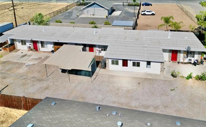 Pictures of Multifamily property located at 33043 Wesley St, Winchester, CA 92596 for sales - image #1
