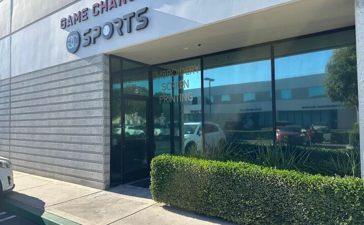 Pictures of Office, Retail, Industrial property located at 14905 Paramount Blvd #d, Paramount, CA 90723 for sales - image #1