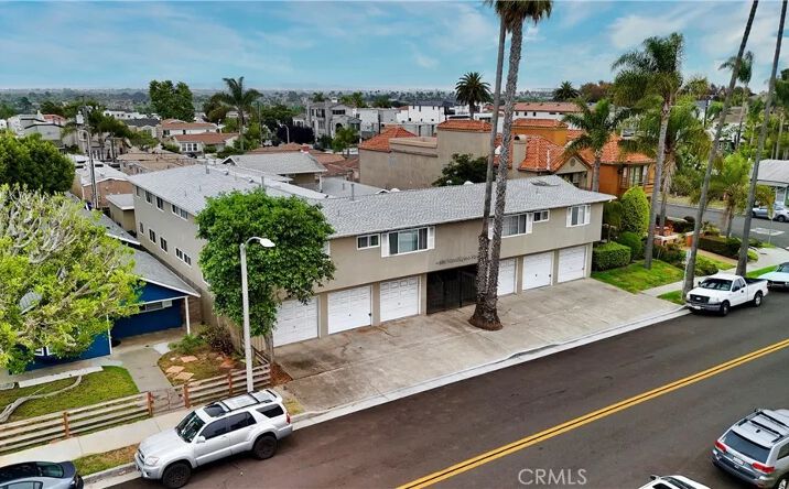 image of property at 508 HUNTINGTON ST Huntington Beach CA 92648-4954