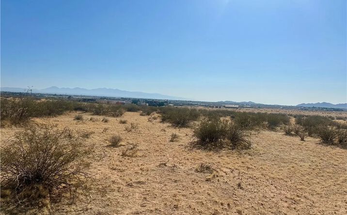 Pictures of Land property located at 1 Shirwaun, Apple Valley, CA 92307 for sales - image #1