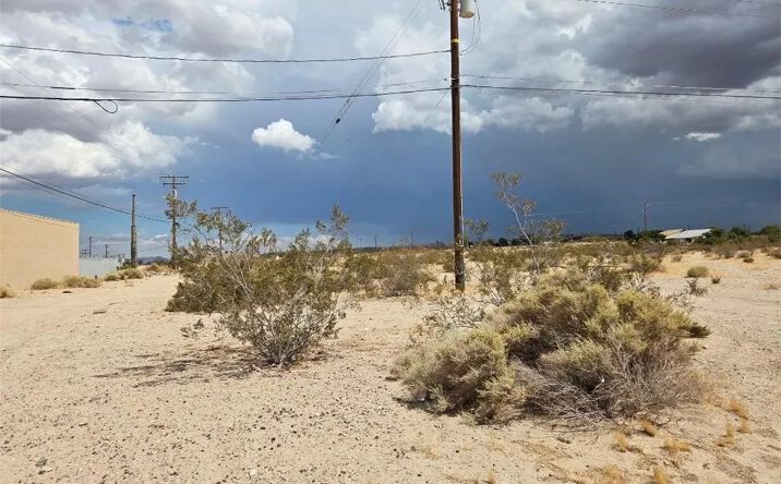 Pictures of Land property located at K, Barstow, CA 92311 for sales - image #1