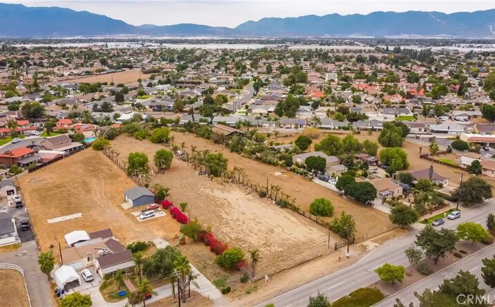 Pictures of Land property located at 778 Bloomington, Bloomington, CA 92316 for sales - image #1