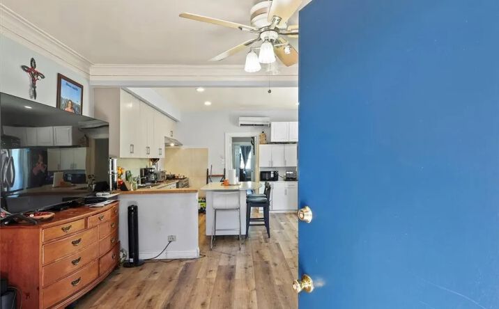 Pictures of Multifamily property located at 2245 W 27th Street, Los Angeles, CA 90018 for sales - image #1