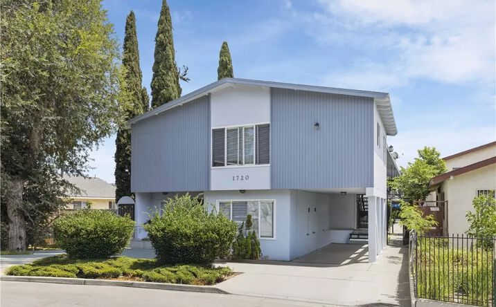 Pictures of Multifamily property located at 1720 Cerritos Avenue, Long Beach, CA 90813 for sales - image #1