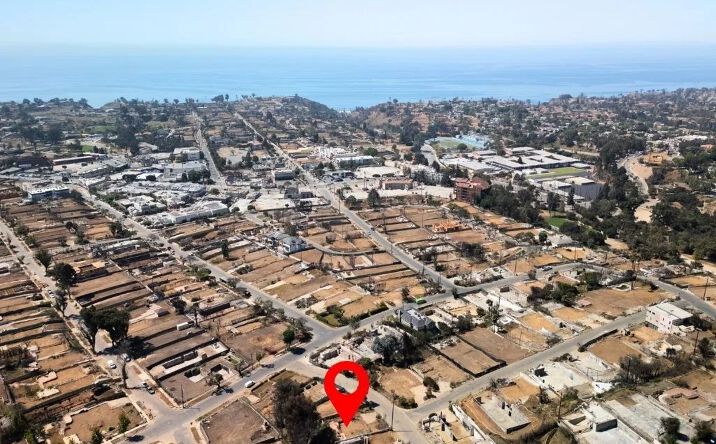 Pictures of Land property located at 1218 Monument St, Pacific Palisades, CA 90272 for sales - image #1