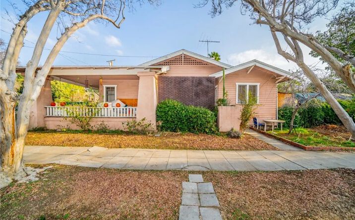 Pictures of Multifamily property located at 302 Sonora Street, Redlands, CA 92373 for sales - image #1