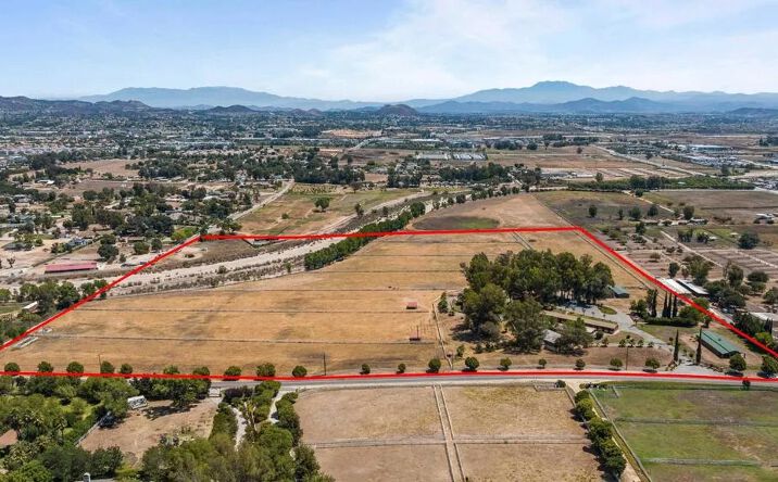 Pictures of Land property located at 25450 Hayes Ave, Murrieta, CA 92562 for sales - image #1