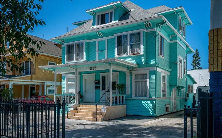 Pictures of Multifamily property located at 2107 S Union Avenue, Los Angeles, CA 90007 for sales - image #1