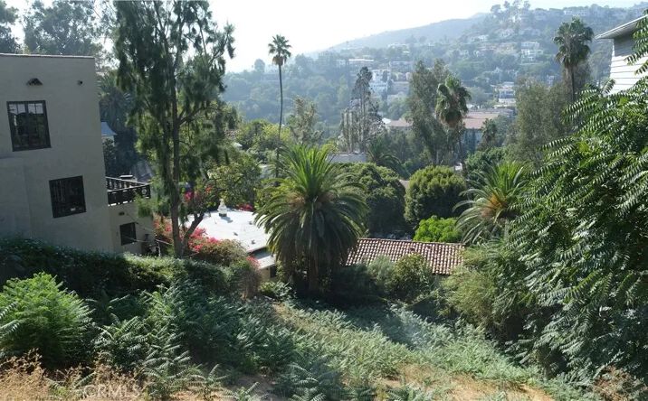 Pictures of Land property located at 6682 Whitley, Los Angeles, CA 90068 for sales - image #1