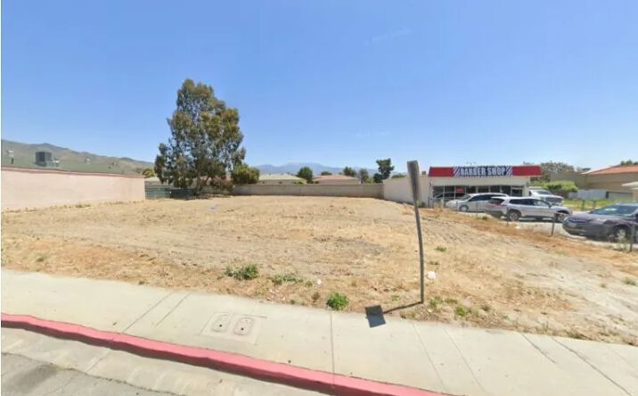 Pictures of Land property located at 637 S San Jacinto, San Jacinto, CA 92583 for sales - image #1