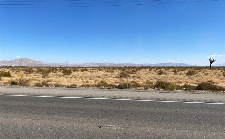 Pictures of Land property located at Poppy, Victorville, CA 92392 for sales - image #1