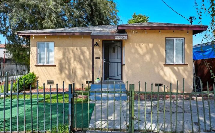 Pictures of Multifamily property located at 3519 E 60th, Huntington Park, CA 90255 for sales - image #1