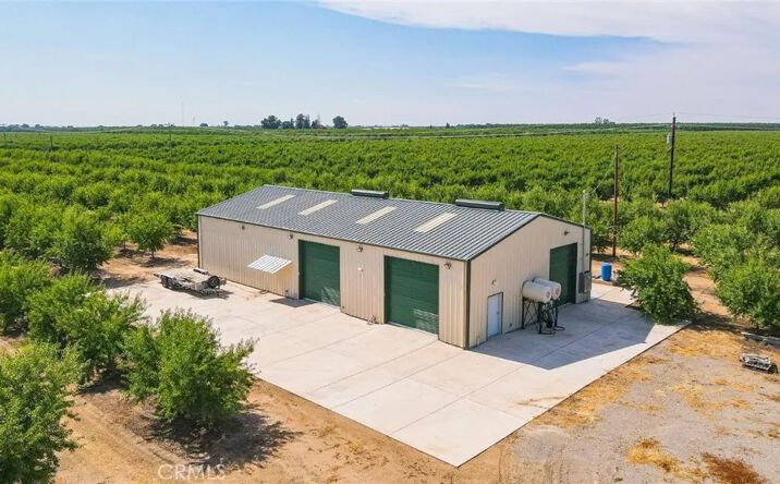 Pictures of Land property located at 10391 Gillette, Le Grand, CA 95333 for sales - image #1