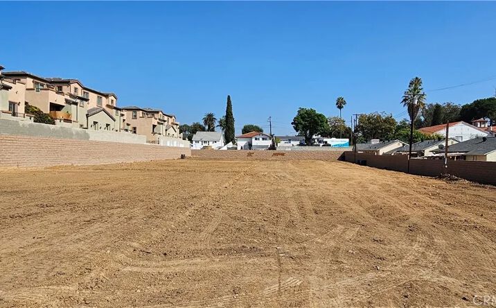 Pictures of Land property located at 320 -330 Monte Vista, La Habra, CA 90631 for sales - image #1