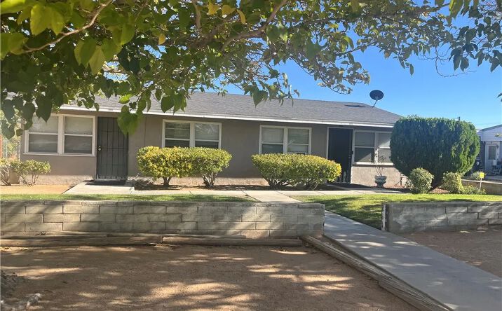 Pictures of Multifamily property located at 14703 Mesa Dr, Victorville, CA 92395 for sales - image #1