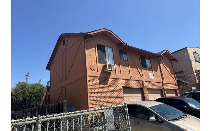 Pictures of Multifamily property located at 2934 F Street, San Diego, CA 92102 for sales - image #1