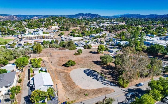 Pictures of Land property located at 502 E Elder, Fallbrook, CA 92028 for sales - image #1