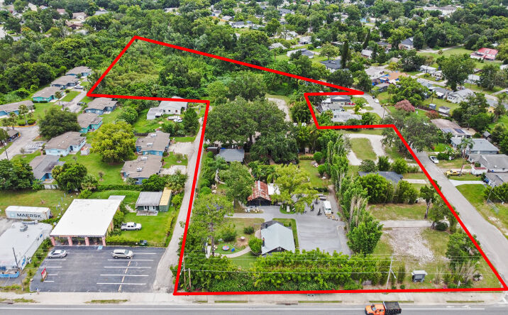 Pictures of Land, Mixed Use, Office, Retail property located at 4421 Edgewater Dr, Orlando, FL 32804 for sales - image #1