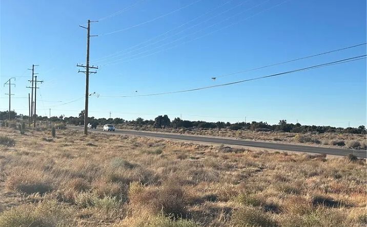 Pictures of Land property located at Shasta, Phelan, CA 92371 for sales - image #1